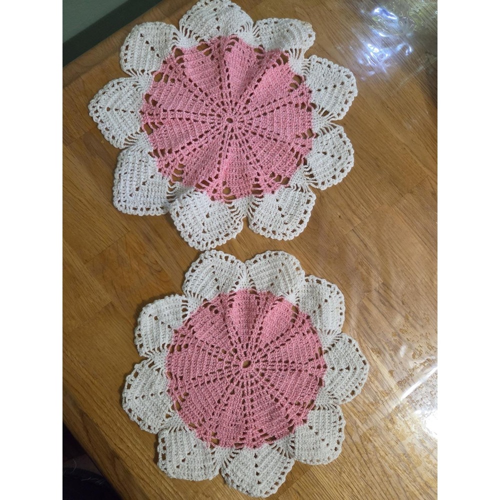 Vintage Handmade Crochet Doily Scalloped Pink Cream Round Table Lace Accent